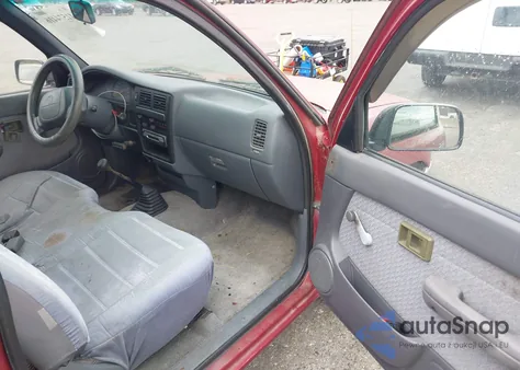 1997 Toyota Tacoma z USA, uszkodzony, nr VIN 4TANL4TN0VZ263018